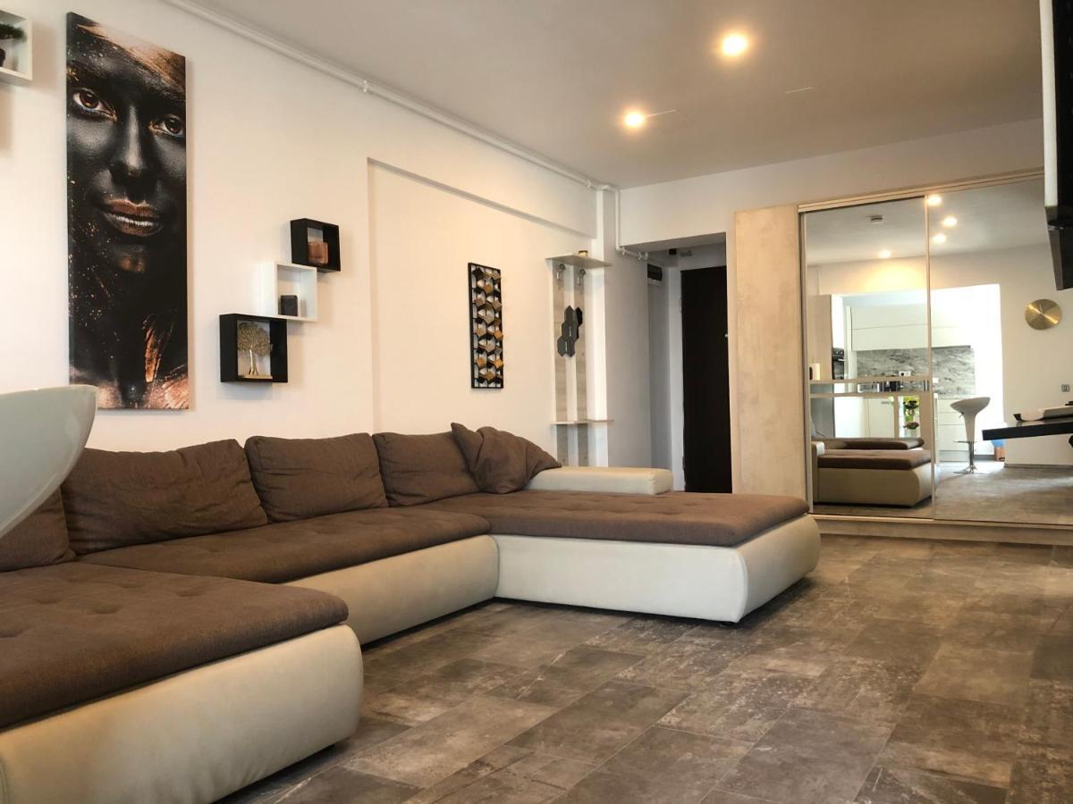 Luxury Westpark 2 Residence Lake View W6 부쿠레슈티 외부 사진